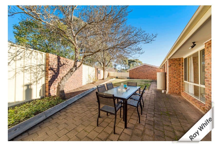 29 Smalley Circuit, Giralang ACT 2617, Giralang - Thumbnail 2