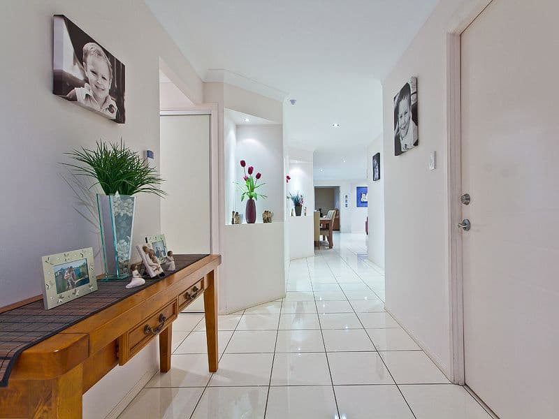 8 Casey Close, ORMISTON QLD 4160, Ormiston - Thumbnail 6