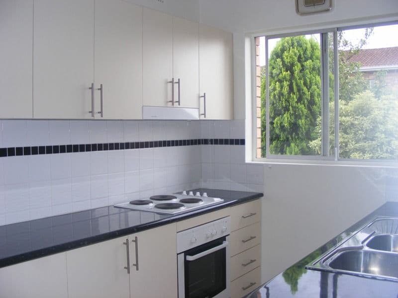 6 Mackie Street, CONISTON NSW 2500, Coniston - Thumbnail 2