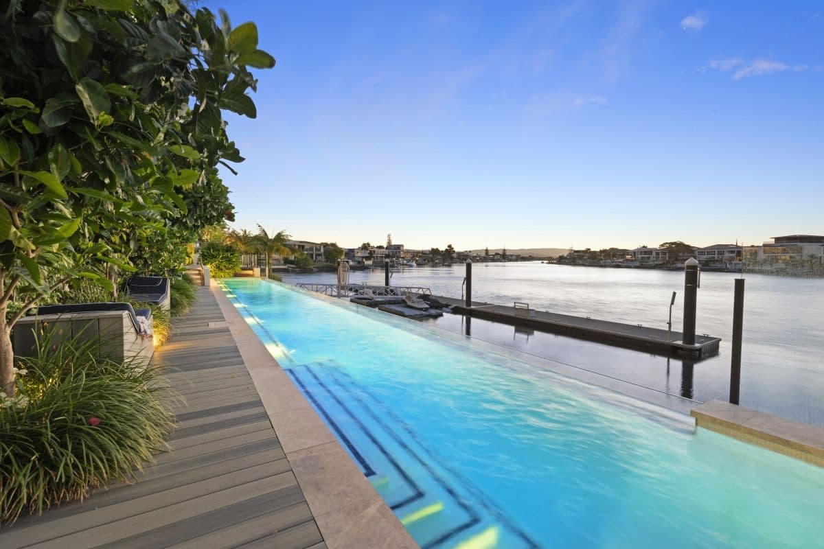 15-17 Cannes Avenue, Surfers Paradise QLD 4217, Surfers Paradise - Thumbnail 5