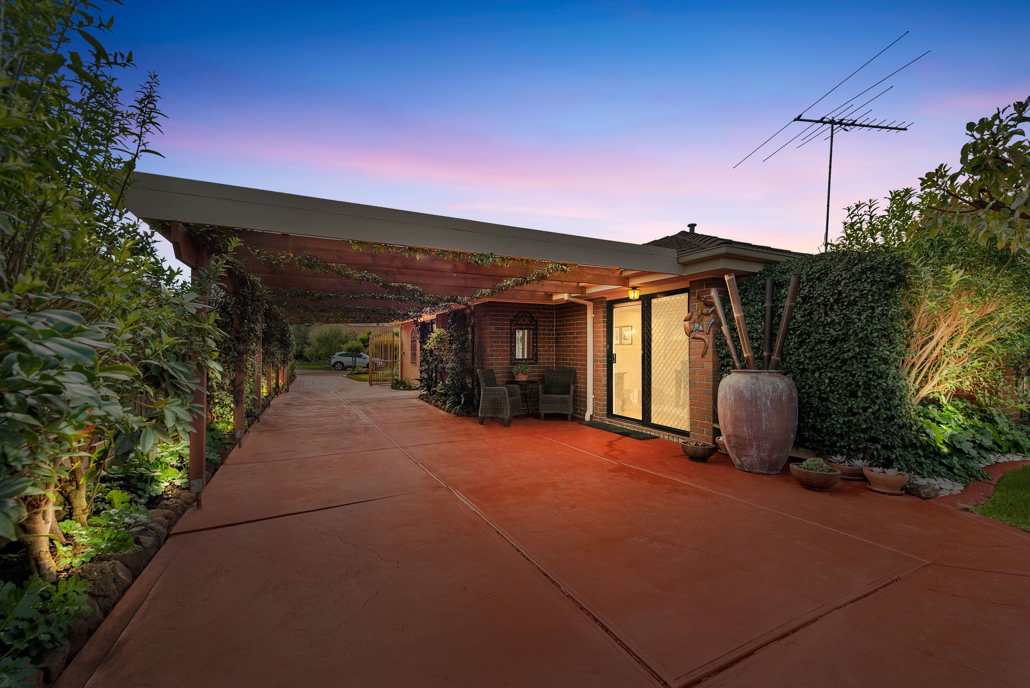 7 Jacqueline Court, Hillside VIC 3037, Hillside - Thumbnail 2