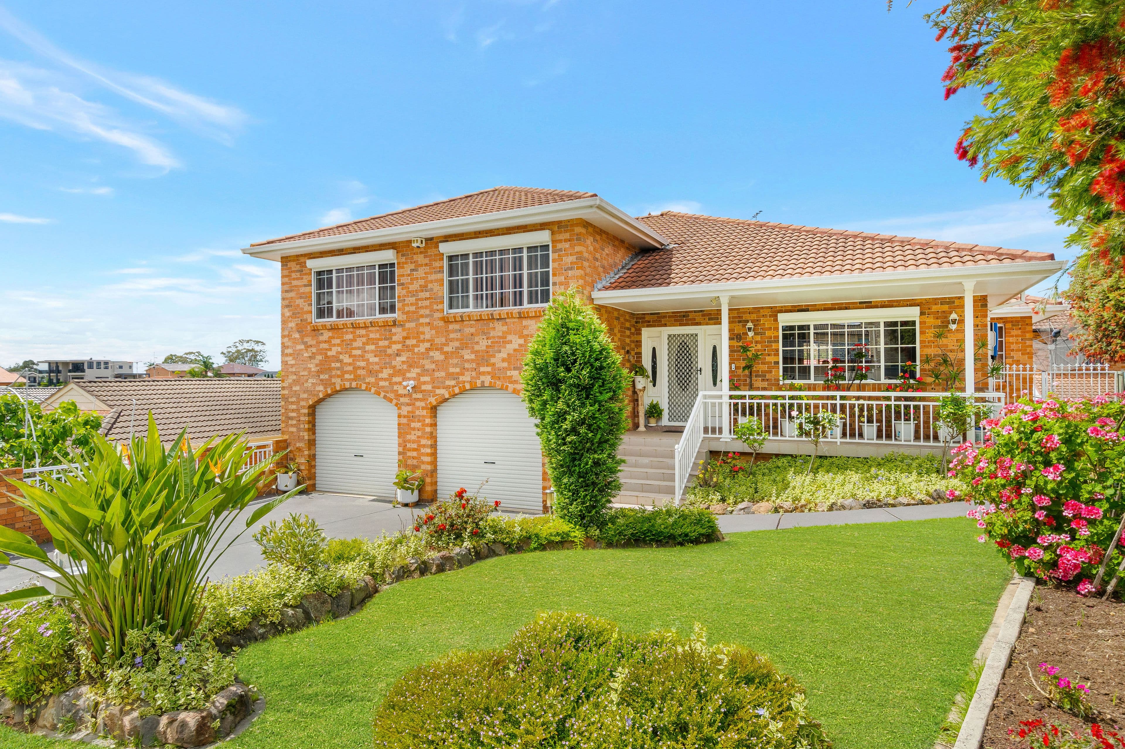 9 Hollydene Crescent, Edensor Park NSW 2176, Edensor Park - Thumbnail 2