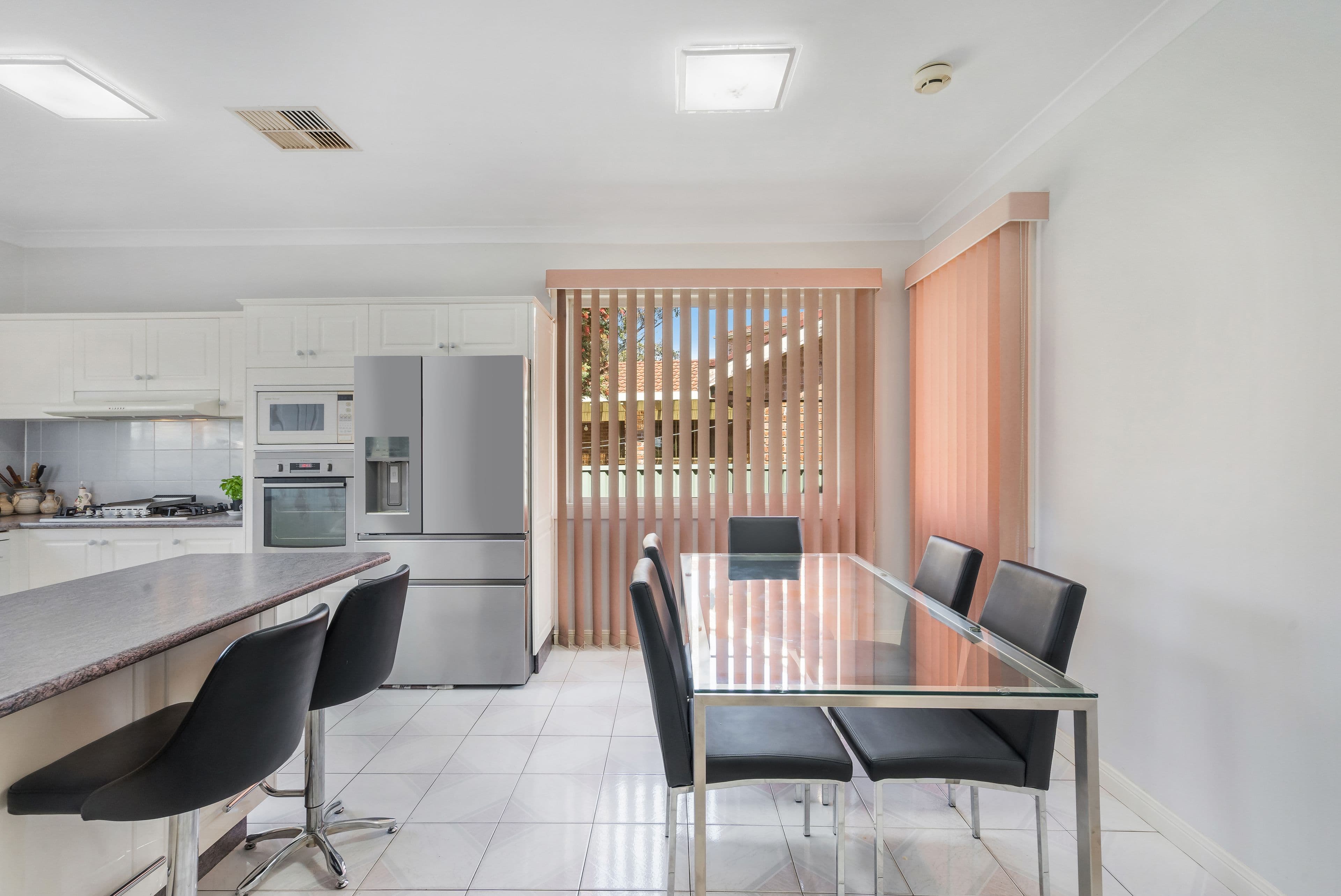 9 Hollydene Crescent, Edensor Park NSW 2176, Edensor Park - Thumbnail 5