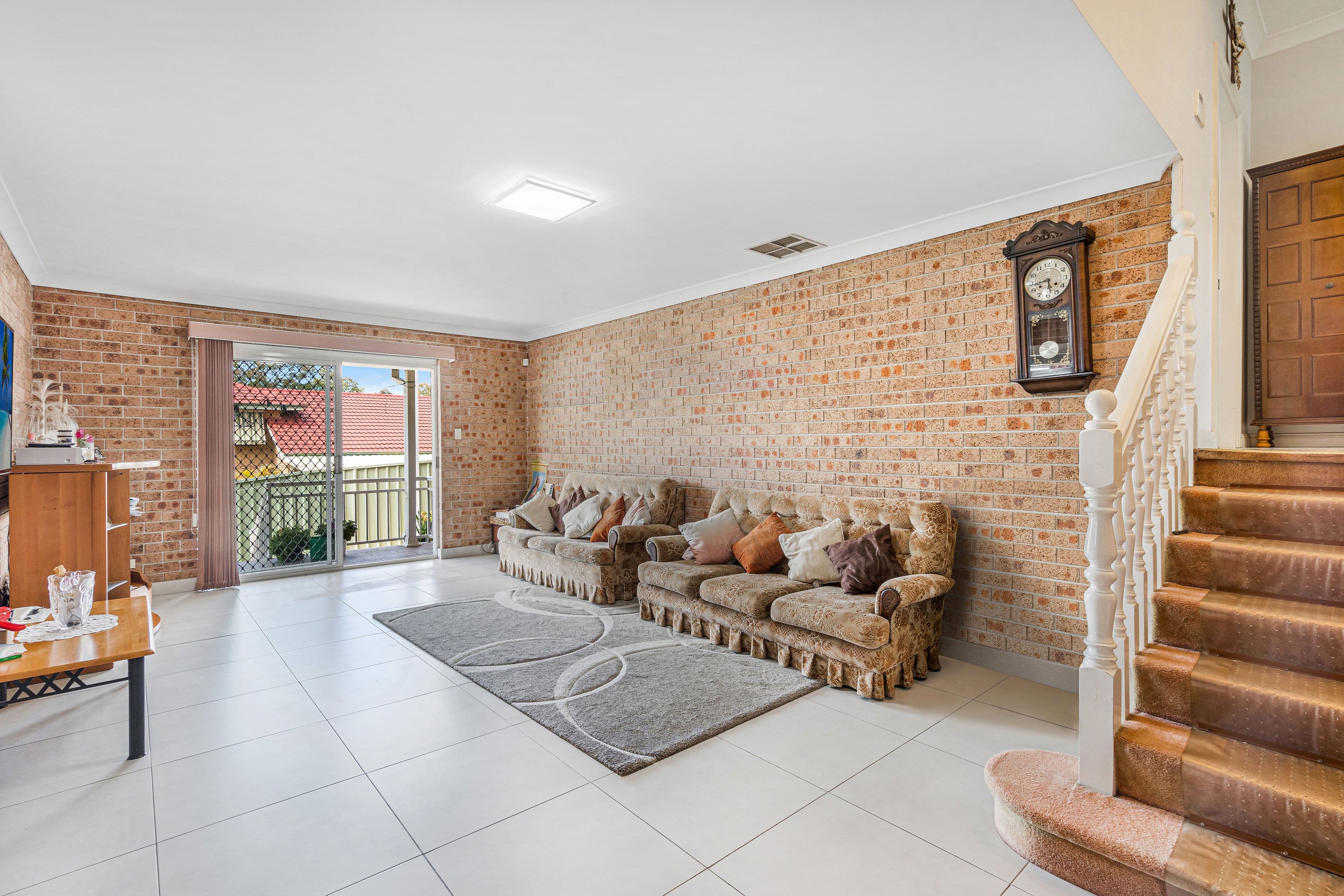 9 Hollydene Crescent, Edensor Park NSW 2176, Edensor Park - Thumbnail 8