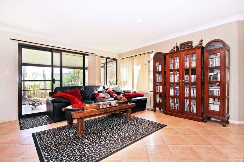 42-44 Parkmeadows Court, BONOGIN QLD 4213, Bonogin - Thumbnail 4