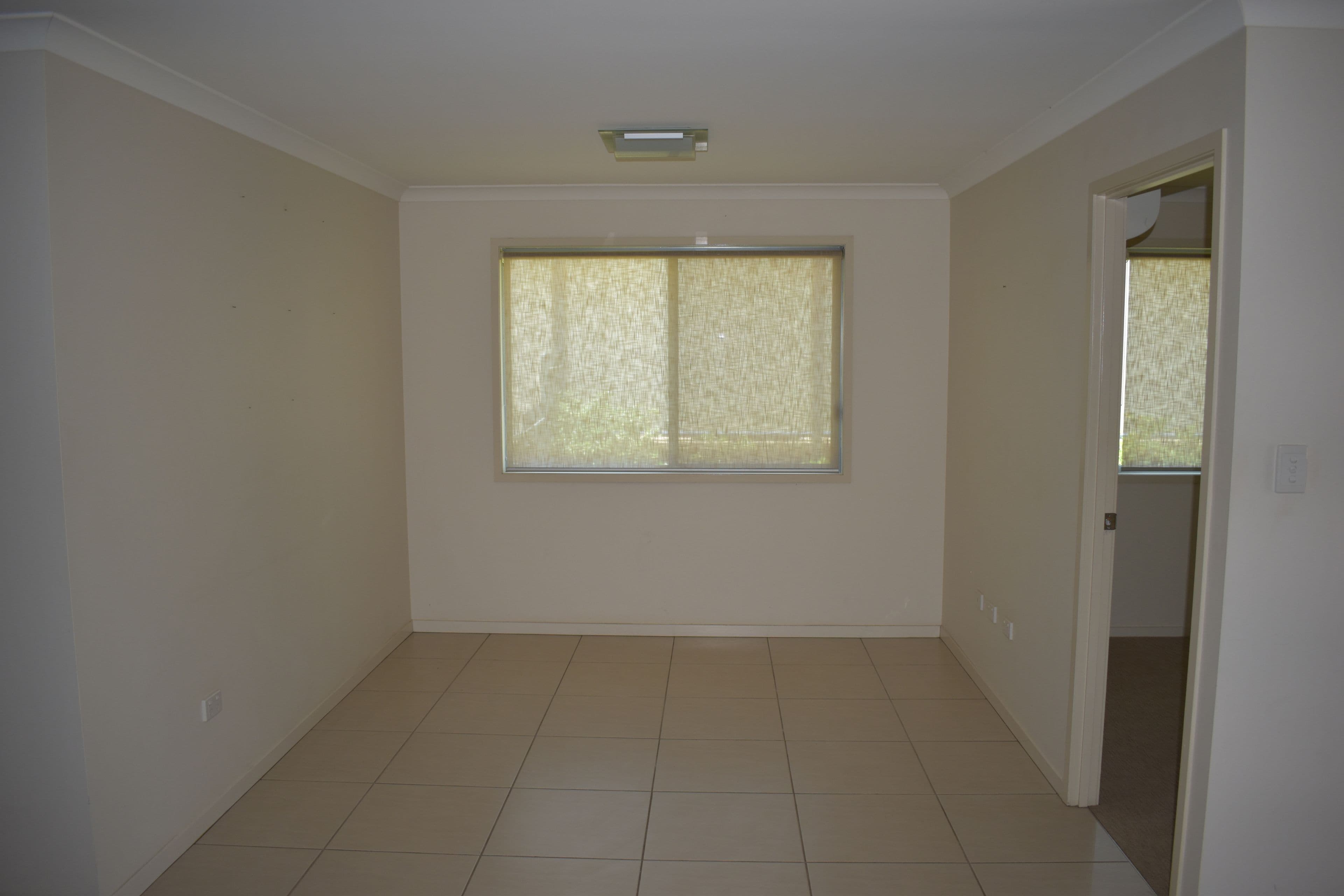4 Stephan Street, Emerald QLD 4720, Emerald - Thumbnail 5
