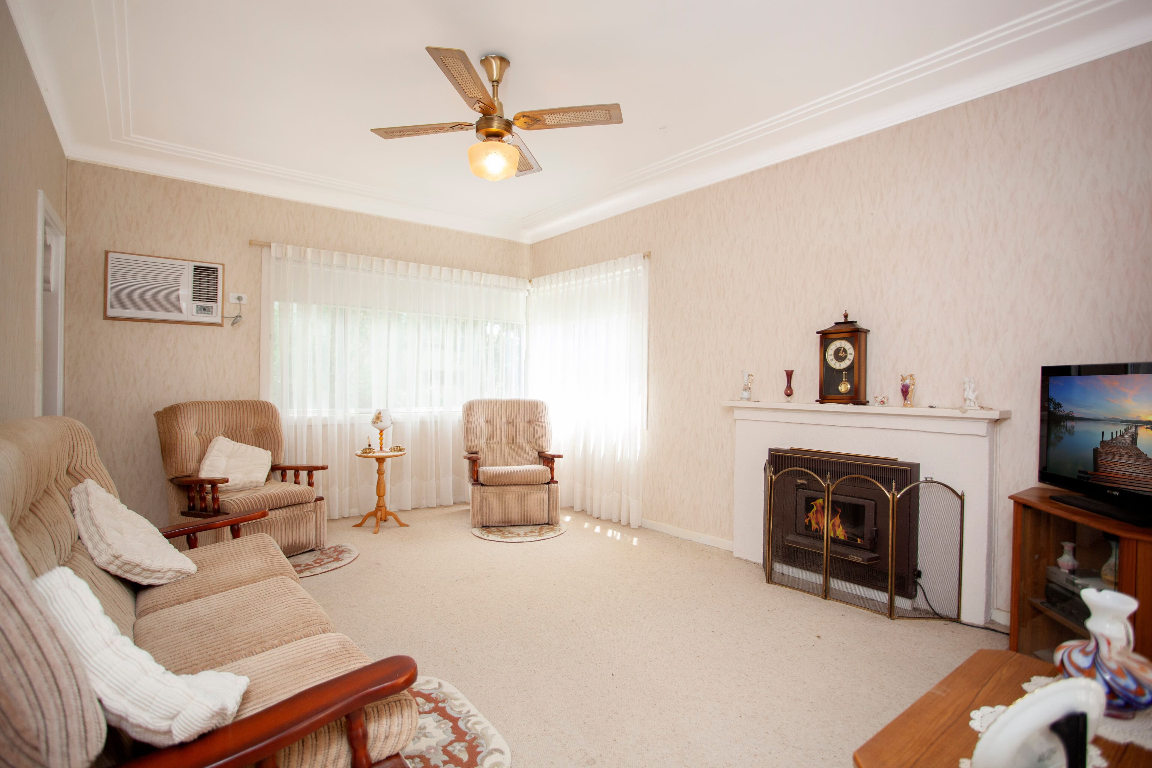 10 McLaughlin Avenue, Taree NSW 2430, Taree - Thumbnail 2