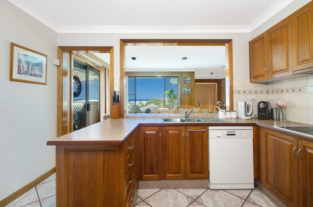21 Deborah Avenue, THIRROUL NSW 2515, Thirroul - Thumbnail 4