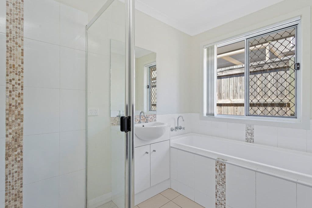 2 Goolwa Court, Pimpama QLD 4209, Pimpama - Thumbnail 7