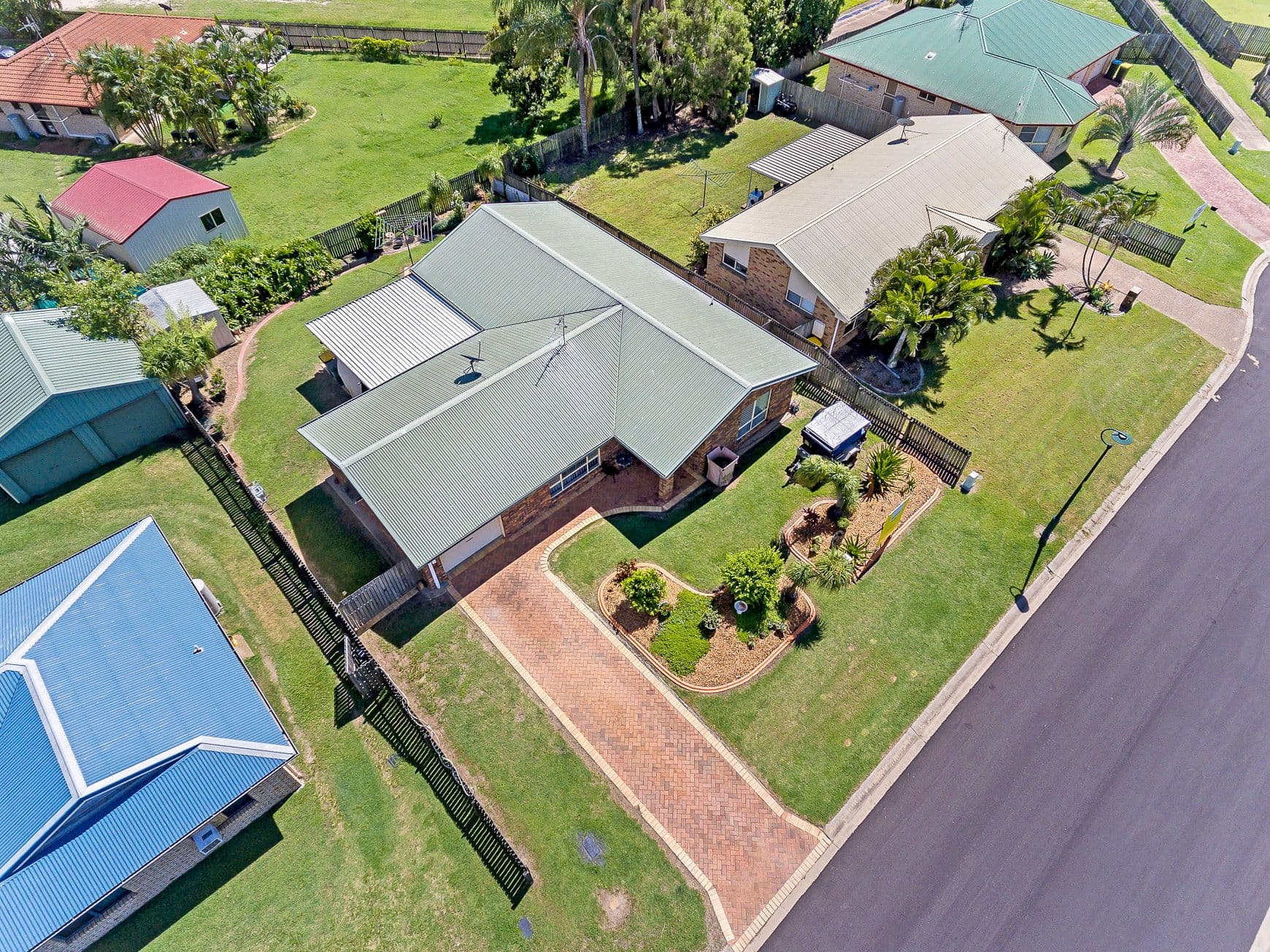 31 Glen Appin Drive, Avoca QLD 4670, Avoca - Thumbnail 2