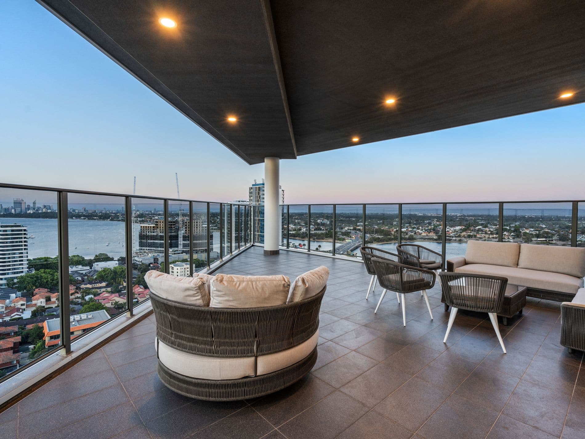 1804 / 893 Canning Highway, Mount Pleasant, WA, 6153, Mount Pleasant - Thumbnail 2
