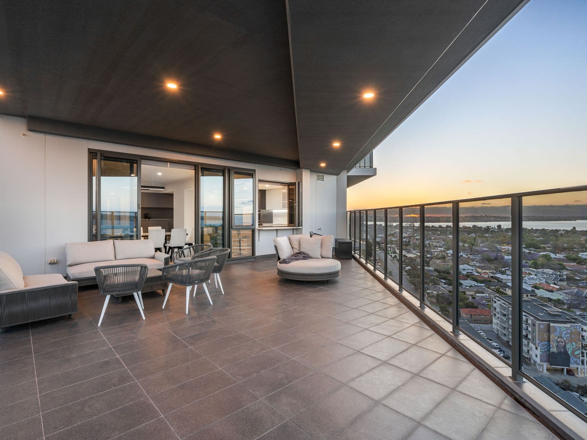 1804 / 893 Canning Highway, Mount Pleasant, WA, 6153, Mount Pleasant - Thumbnail 3