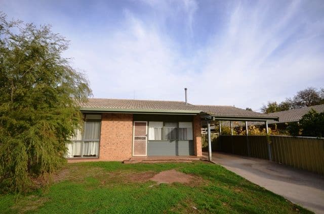 32 Guilford Street, CLARE SA 5453, Clare - Image 1