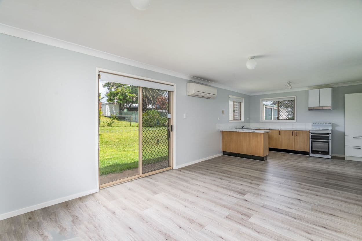 628 Greenwattle Street, Newtown QLD 4350, Newtown - Thumbnail 2