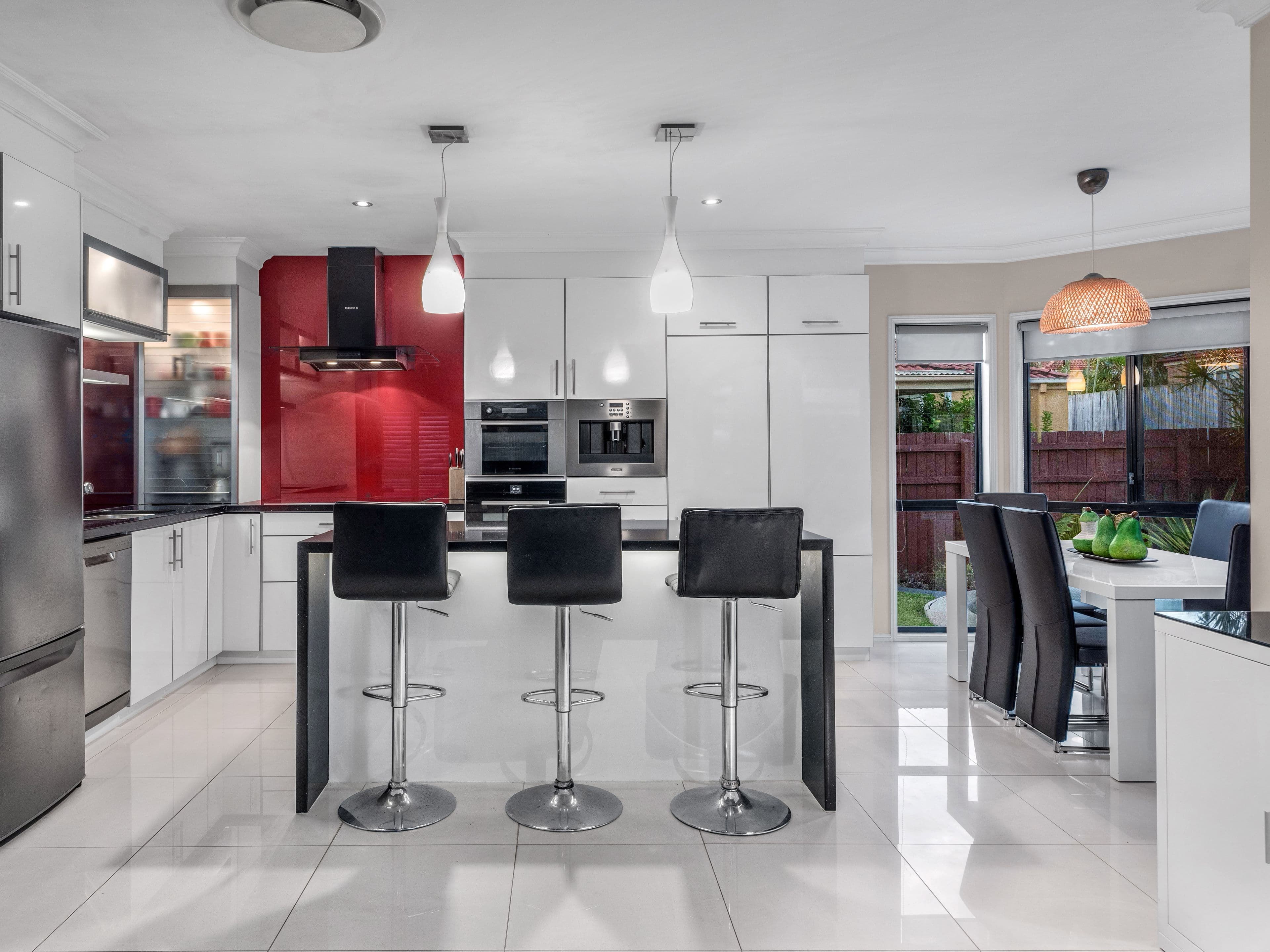 79 Coventry Circuit, Carindale QLD 4152, Carindale - Thumbnail 4