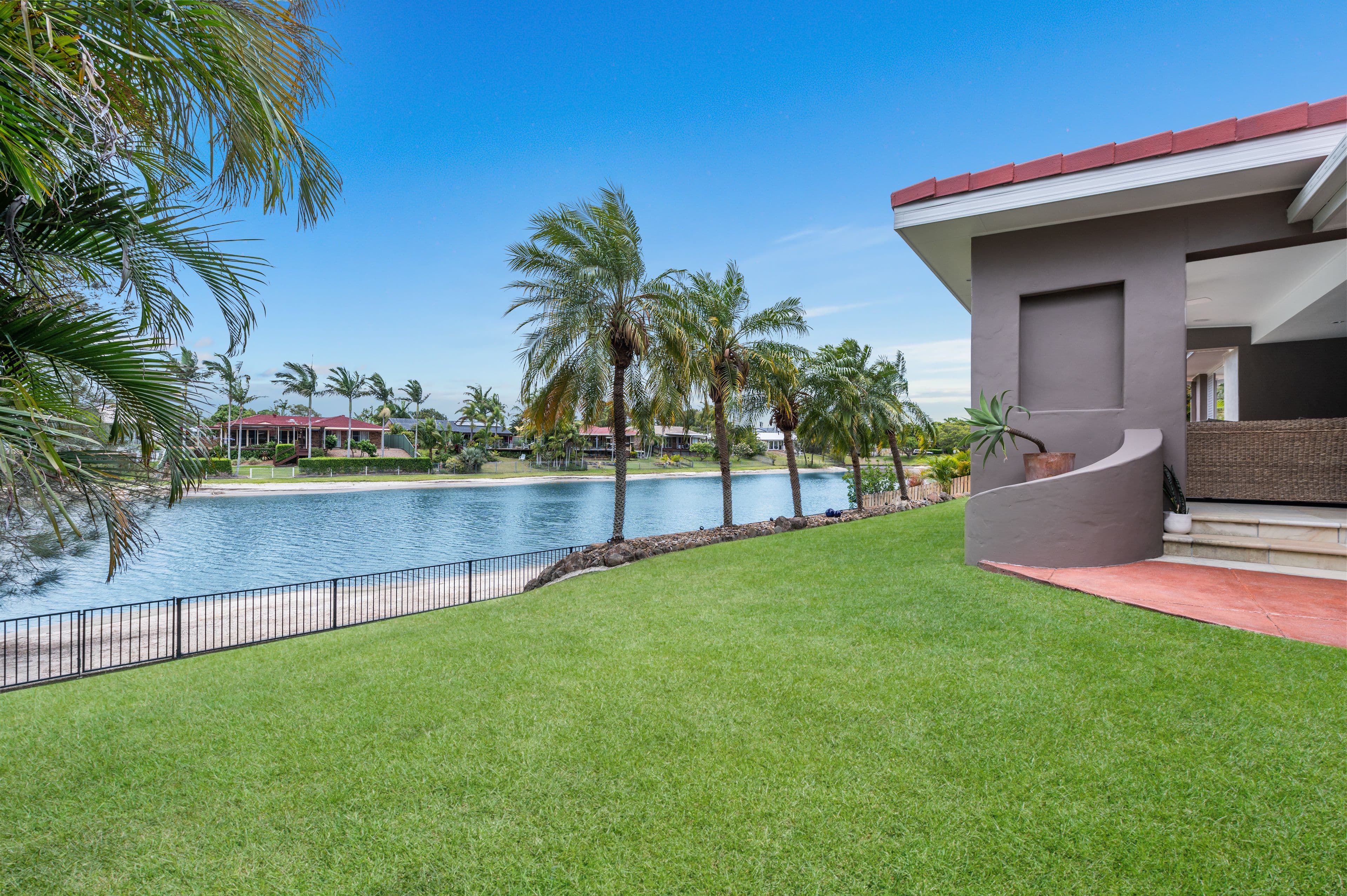 82 Auk Avenue, Burleigh Waters QLD 4220, Burleigh Waters - Thumbnail 2