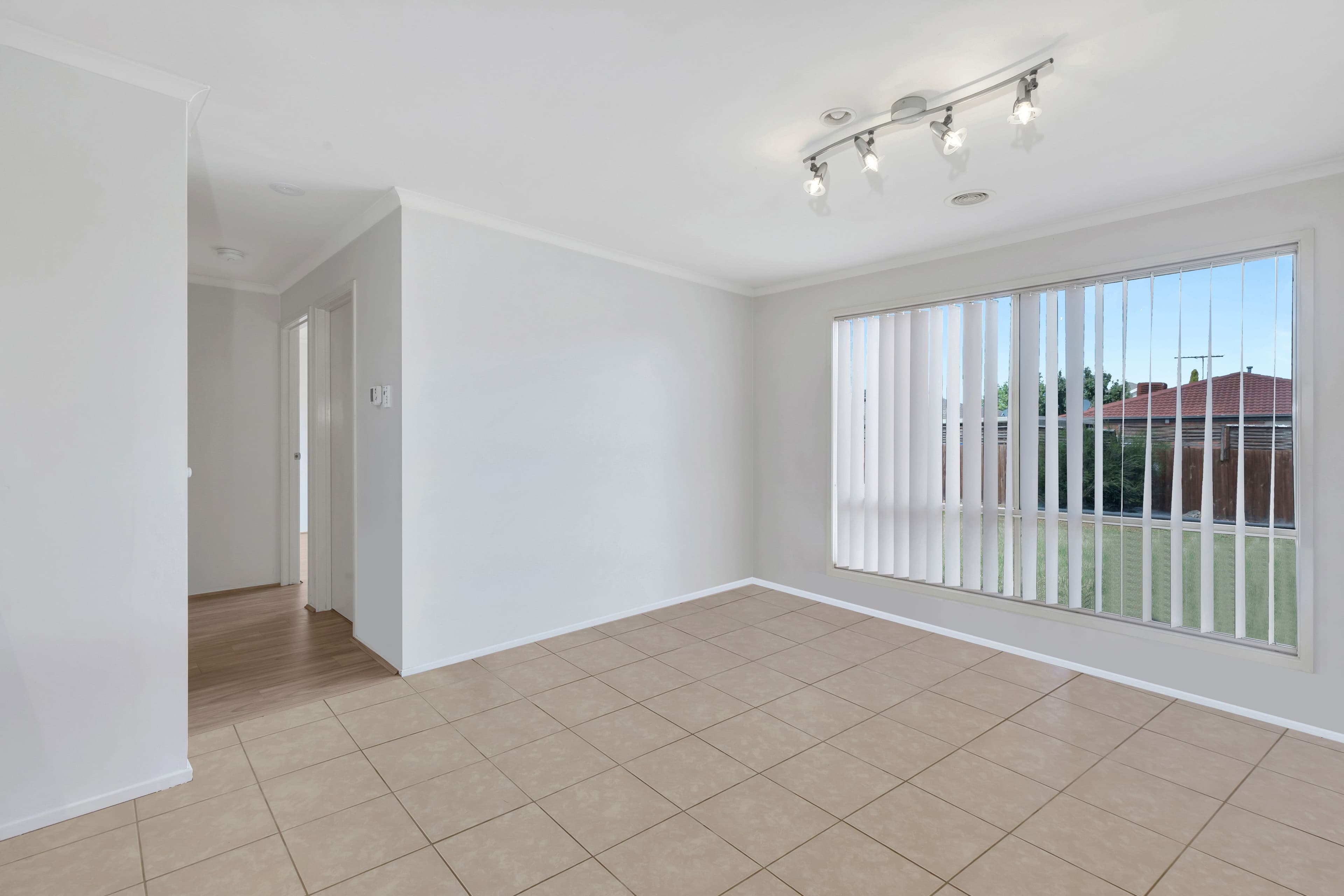 325 Hogans Road, Tarneit VIC 3029, Tarneit - Thumbnail 3