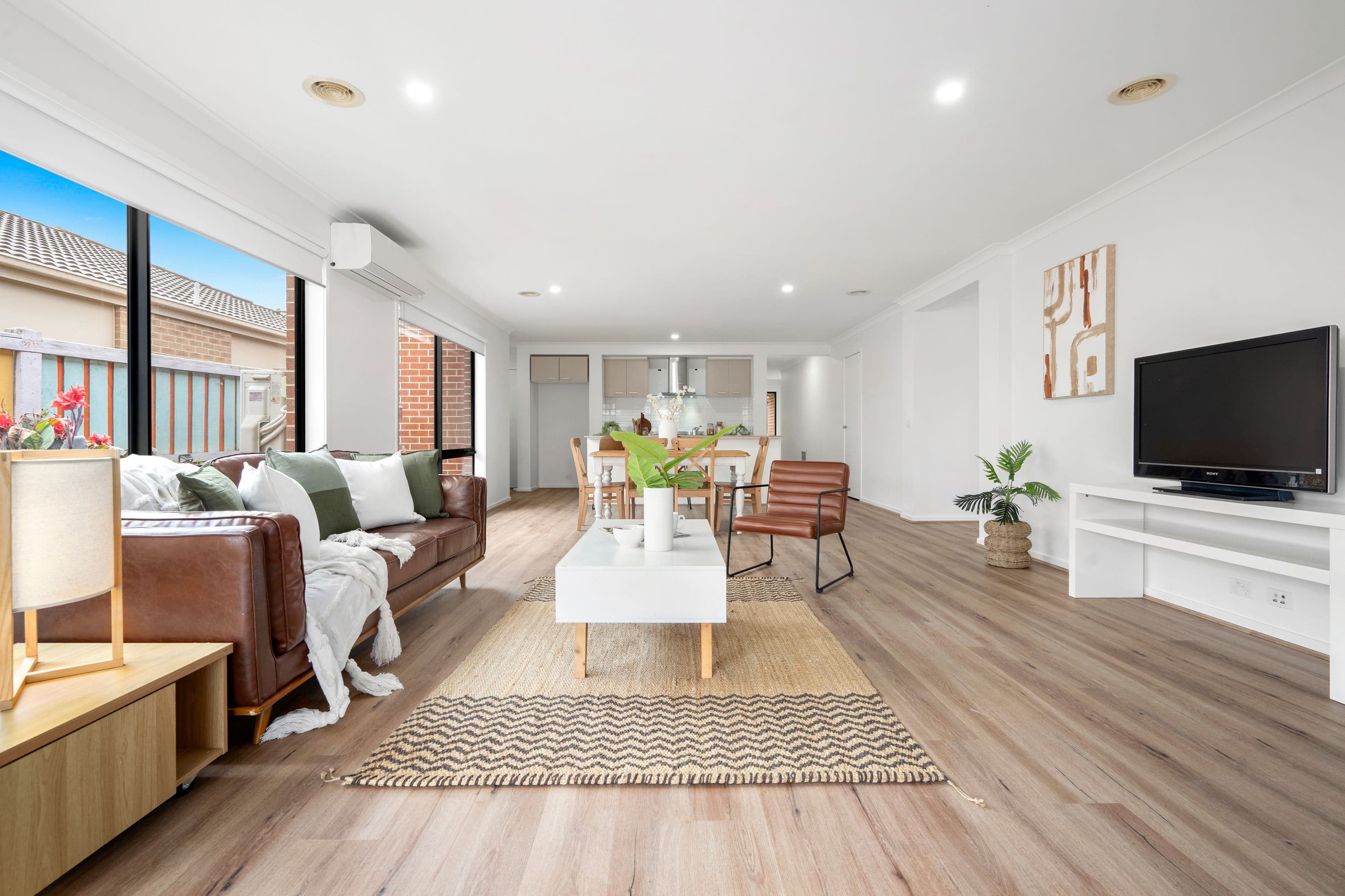 73 Landing Avenue, Doreen VIC 3754, Doreen - Thumbnail 4