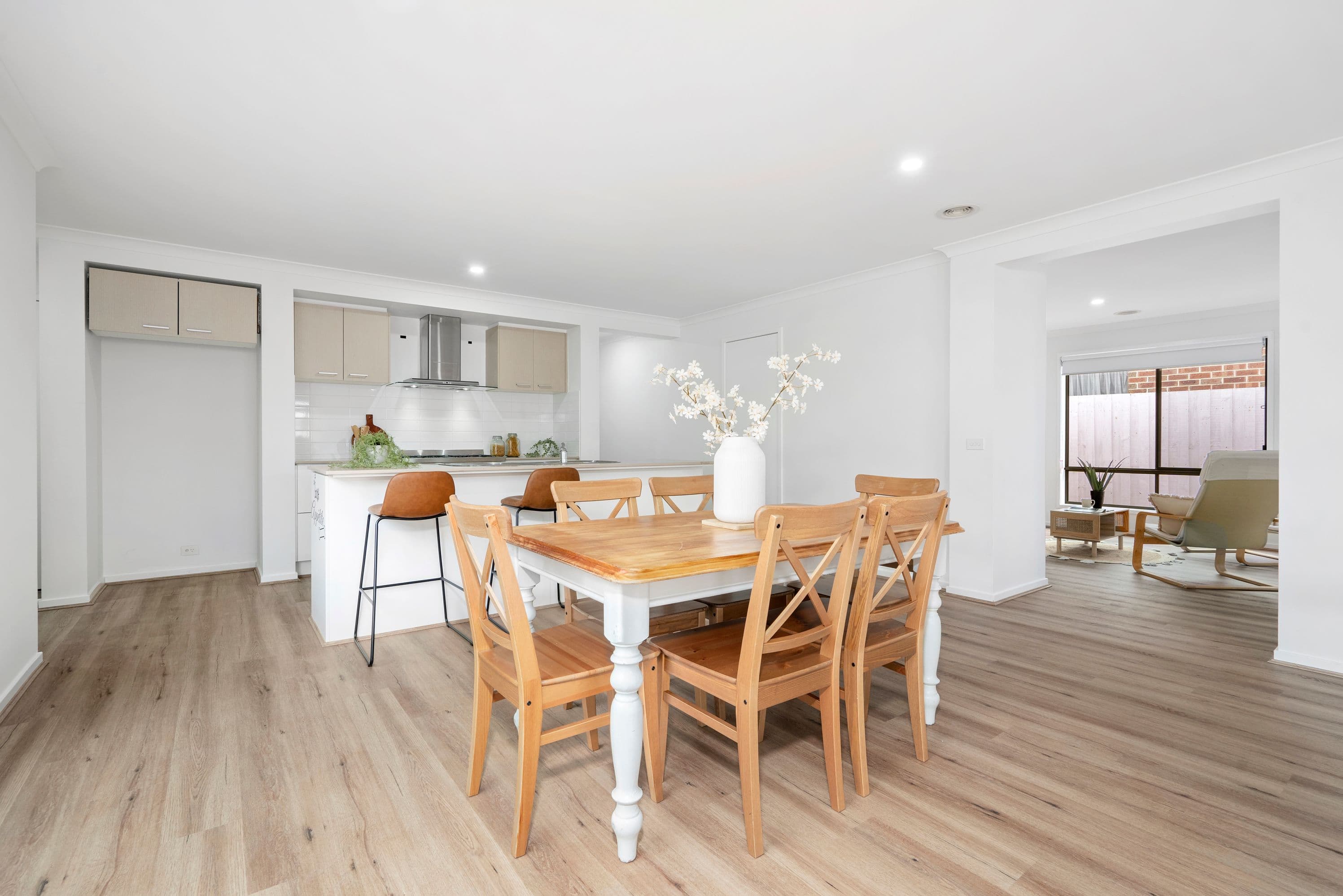 73 Landing Avenue, Doreen VIC 3754, Doreen - Thumbnail 5