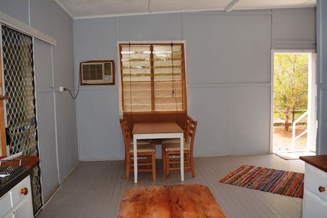 1 Ivy Street, Blackall QLD 4472, Blackall - Thumbnail 4