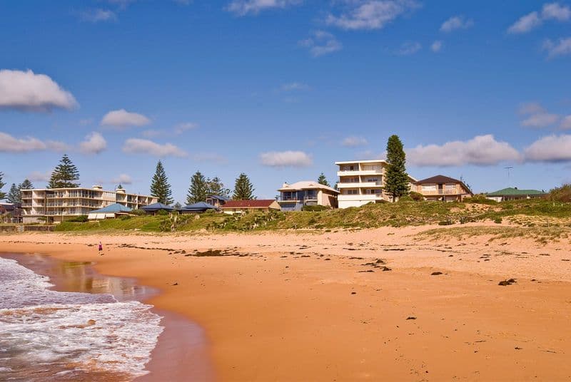 35 Surfview Road, MONA VALE NSW 2103, Mona Vale - Thumbnail 4
