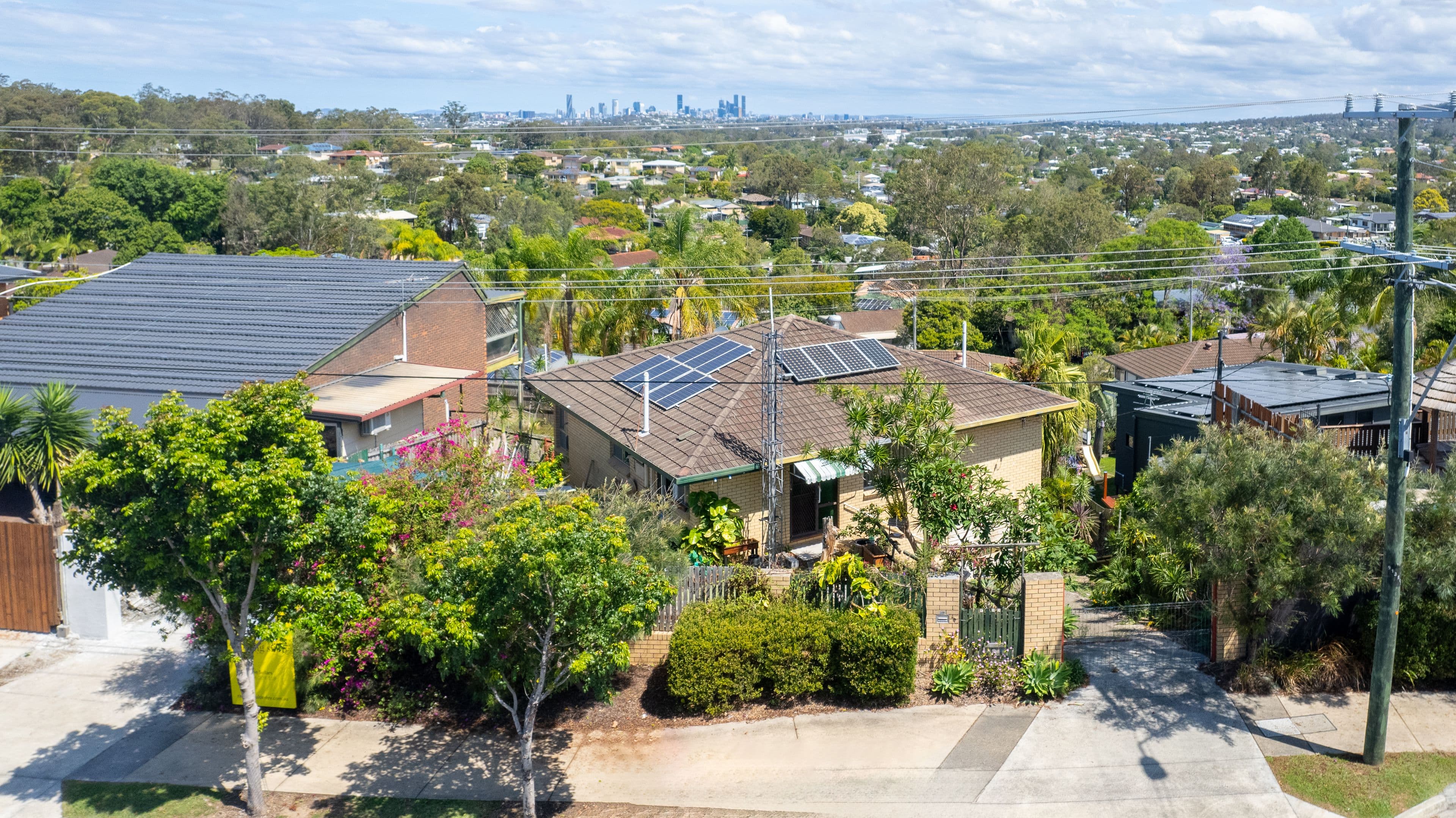 1022 South Pine Road, Everton Hills QLD 4053, Everton Hills - Image 1
