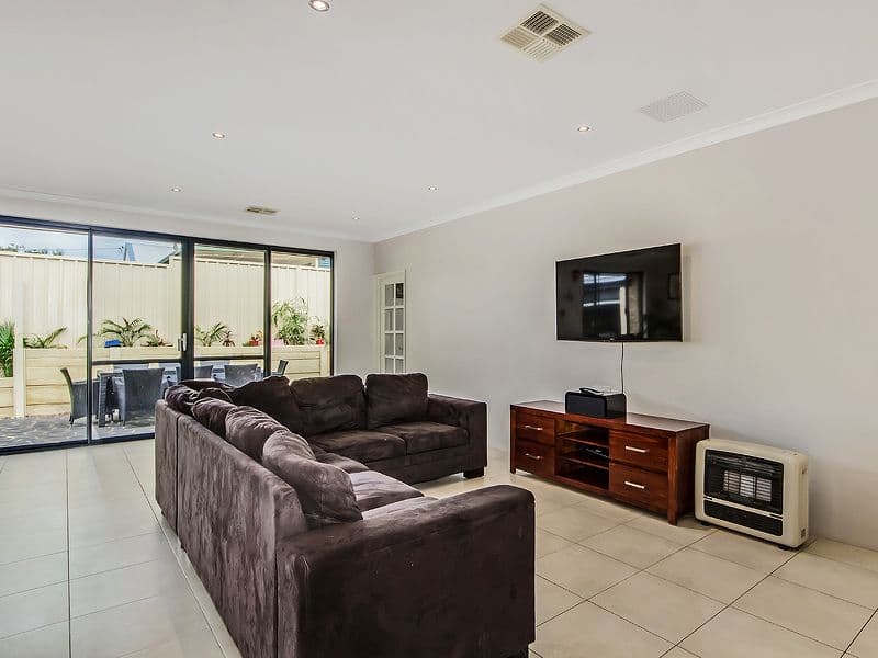 57 Safety Bay Road, SHOALWATER WA 6169, Shoalwater - Thumbnail 7