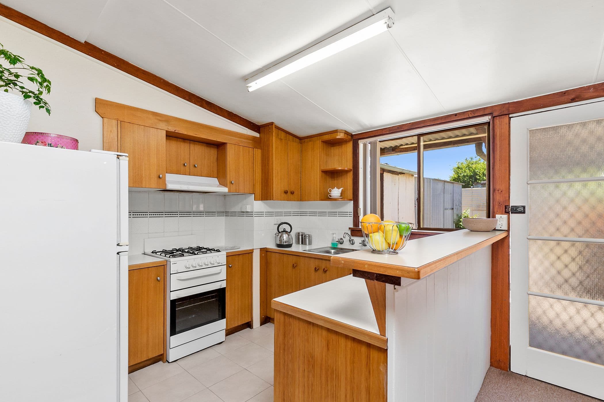 75 Girdlestone Street, Ararat VIC 3377, Ararat - Thumbnail 5