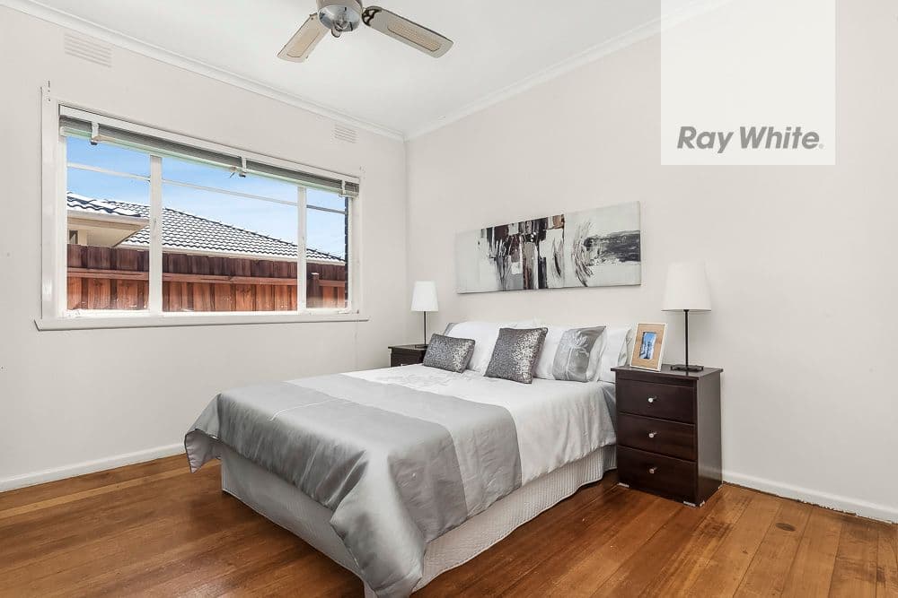 21 Golf Links Road, Glenroy VIC 3046, Glenroy - Thumbnail 2