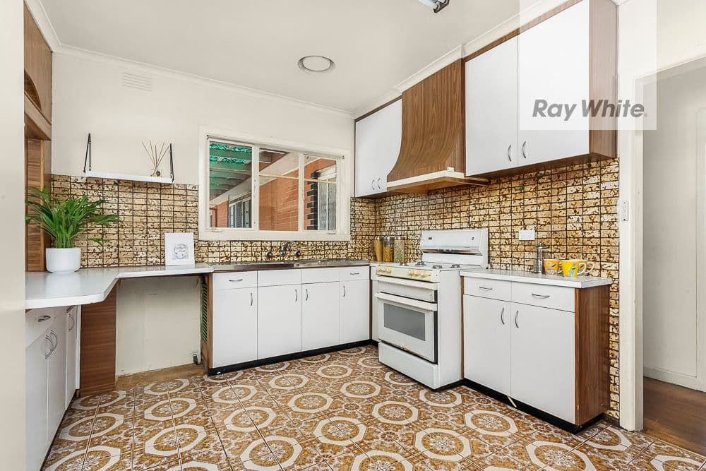 21 Golf Links Road, Glenroy VIC 3046, Glenroy - Thumbnail 5
