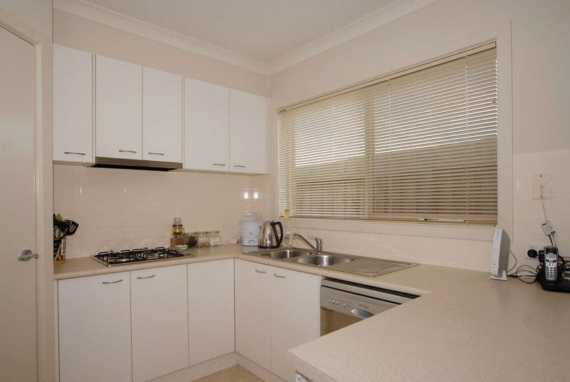 75 Clifton Park Drive, CARRUM DOWNS VIC 3201, Carrum Downs - Thumbnail 2