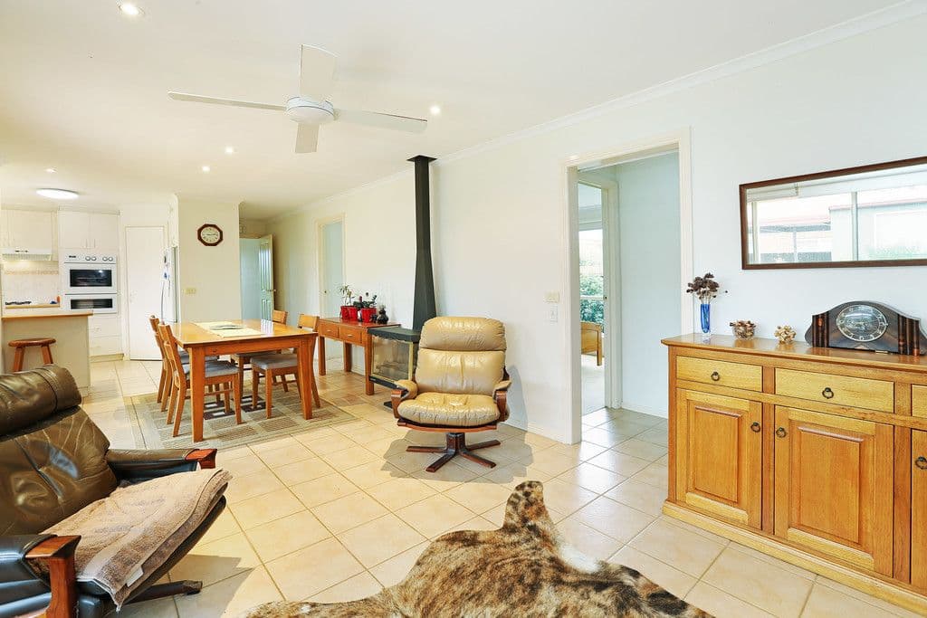 3 Marconi Place, Lara VIC 3212, Lara - Thumbnail 2