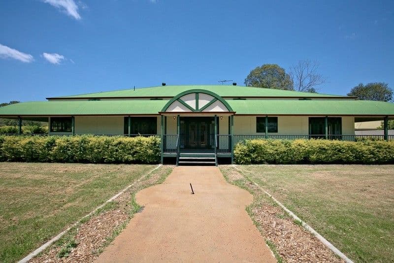 10-12 Atlantic Drive, LOGANHOLME QLD 4129, Loganholme - Image 1
