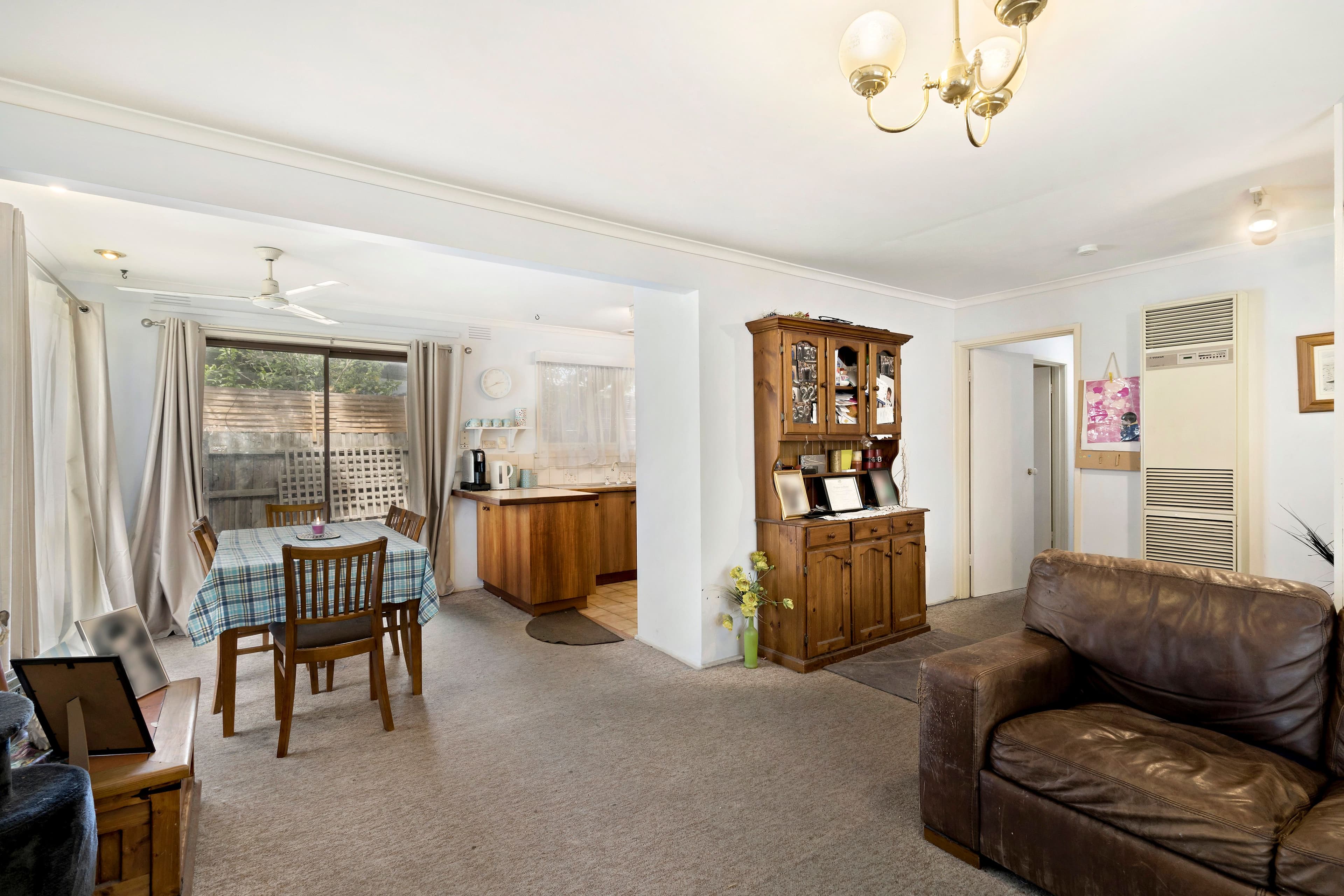 11 Carramar Drive, Frankston VIC 3199, Frankston - Thumbnail 2