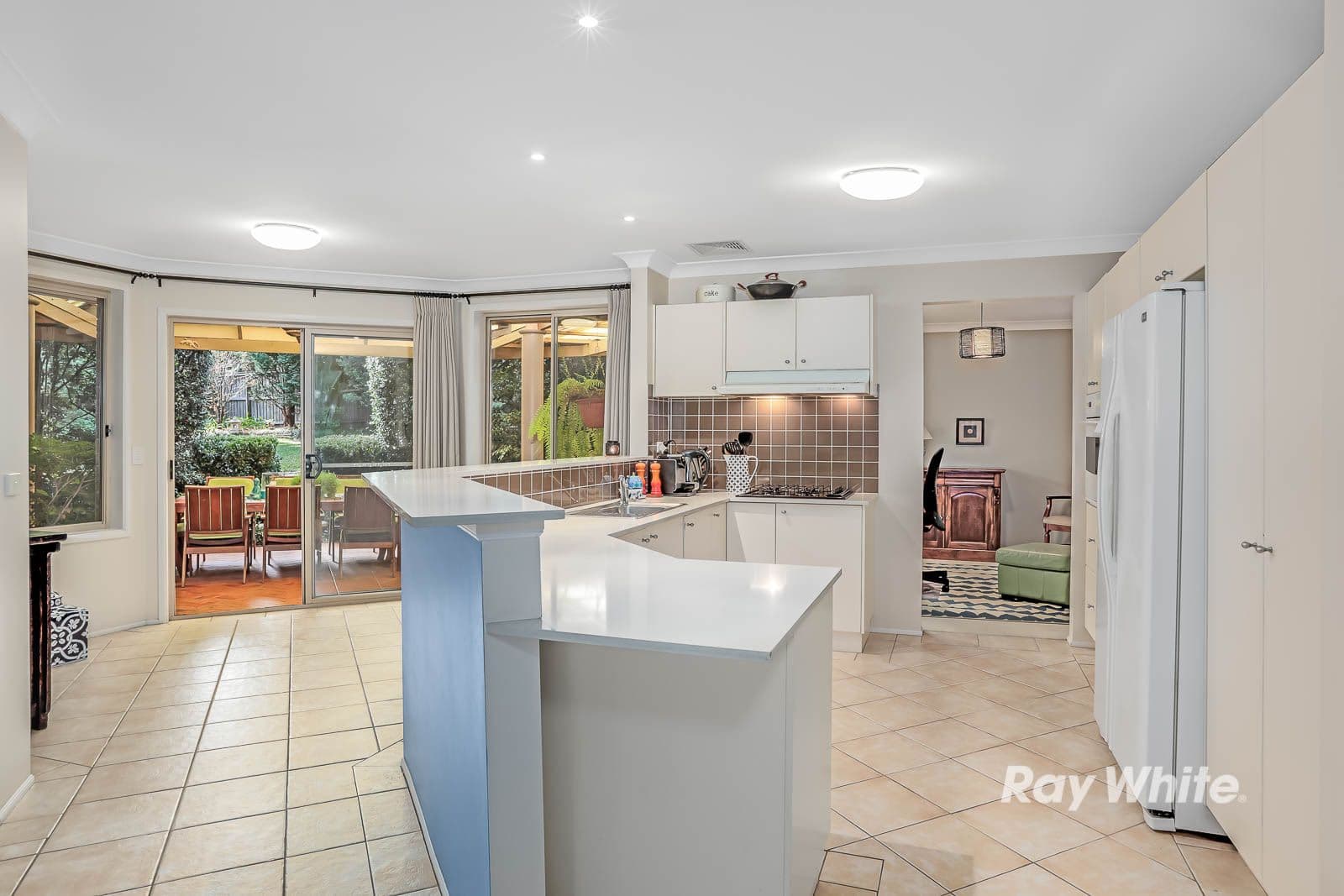20 Ridgemont Close, Cherrybrook - Thumbnail 3
