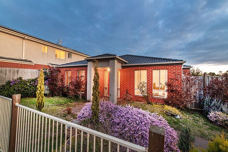 2 Tiarne Crescent, Hampton Park VIC 3976, Hampton Park - Thumbnail 2