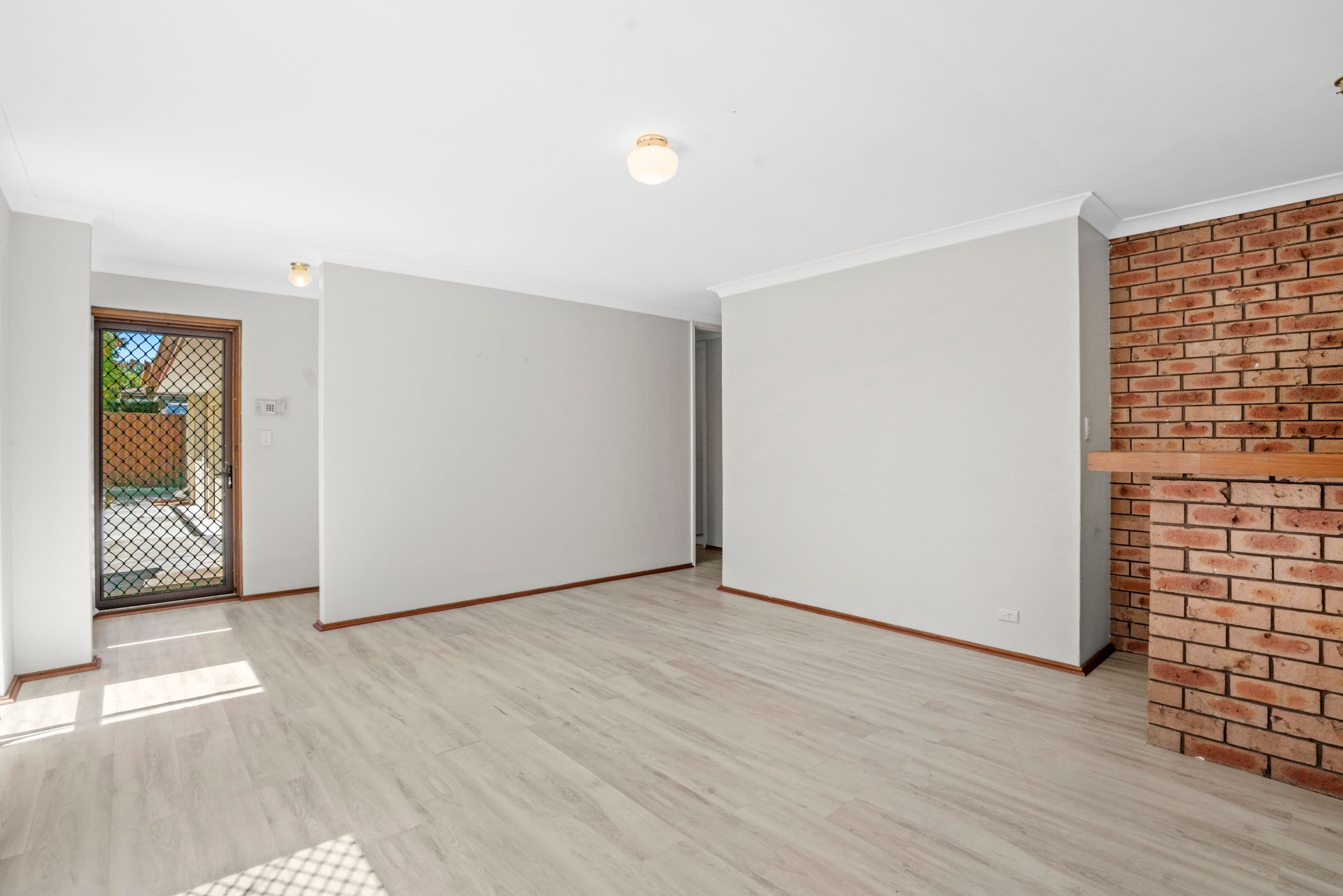 23 Greenough Way, Gosnells WA 6110, Gosnells - Thumbnail 3