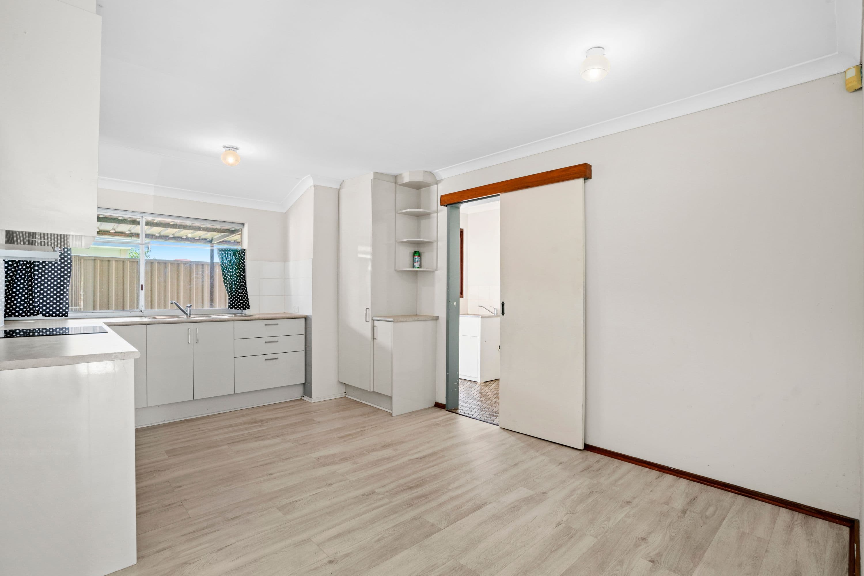 23 Greenough Way, Gosnells WA 6110, Gosnells - Thumbnail 5