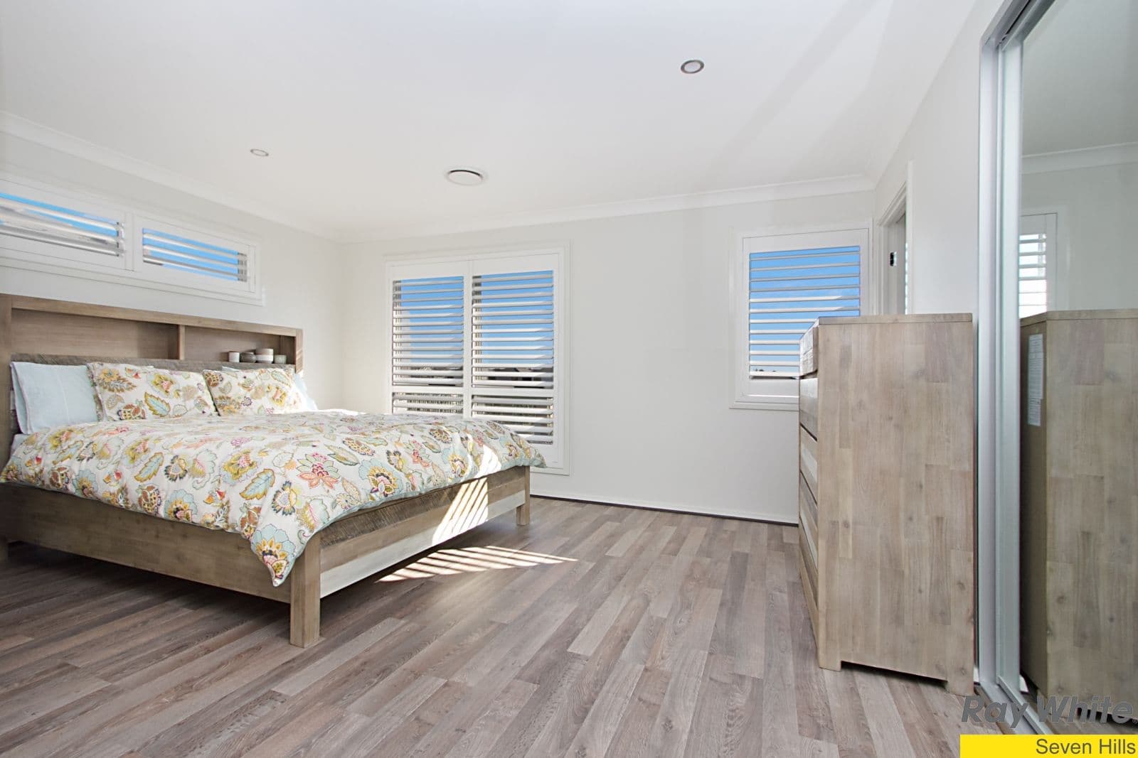 18 Alderton Drive, Colebee - Thumbnail 5
