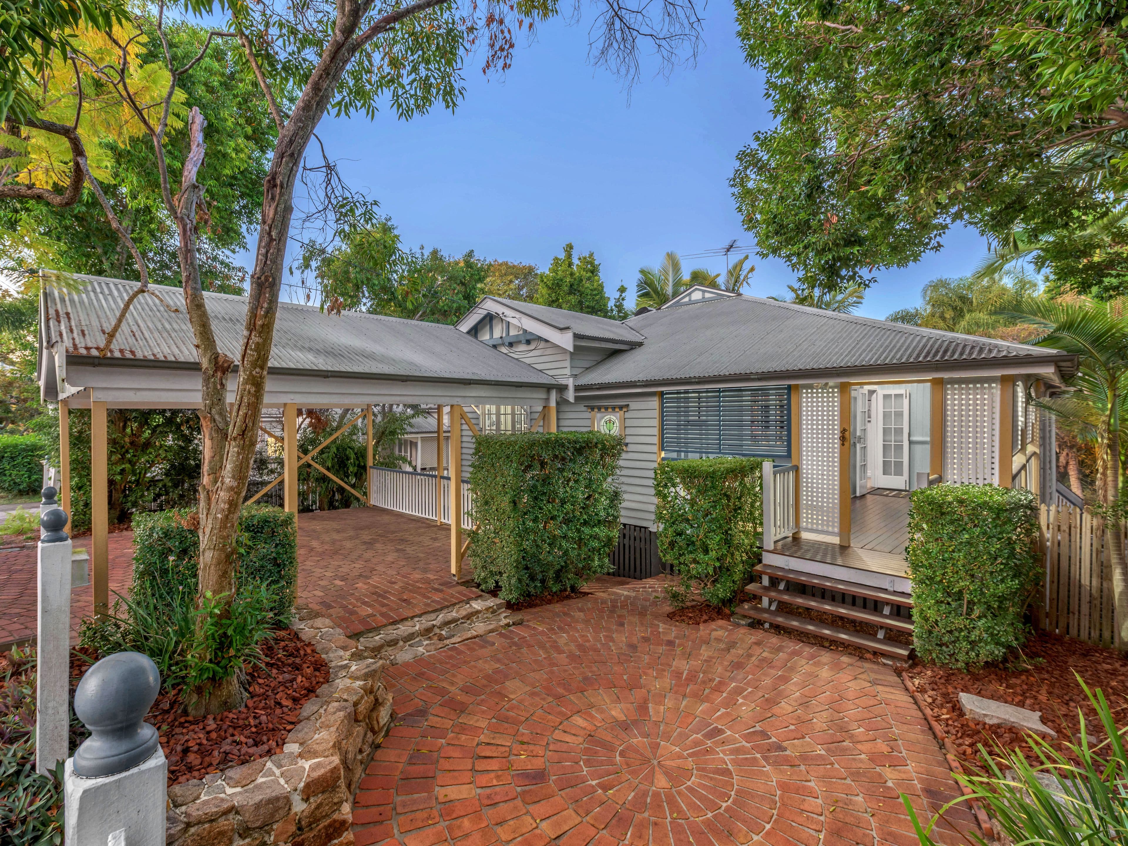 45 Southerden Avenue, Grange QLD 4051, Grange - Thumbnail 2