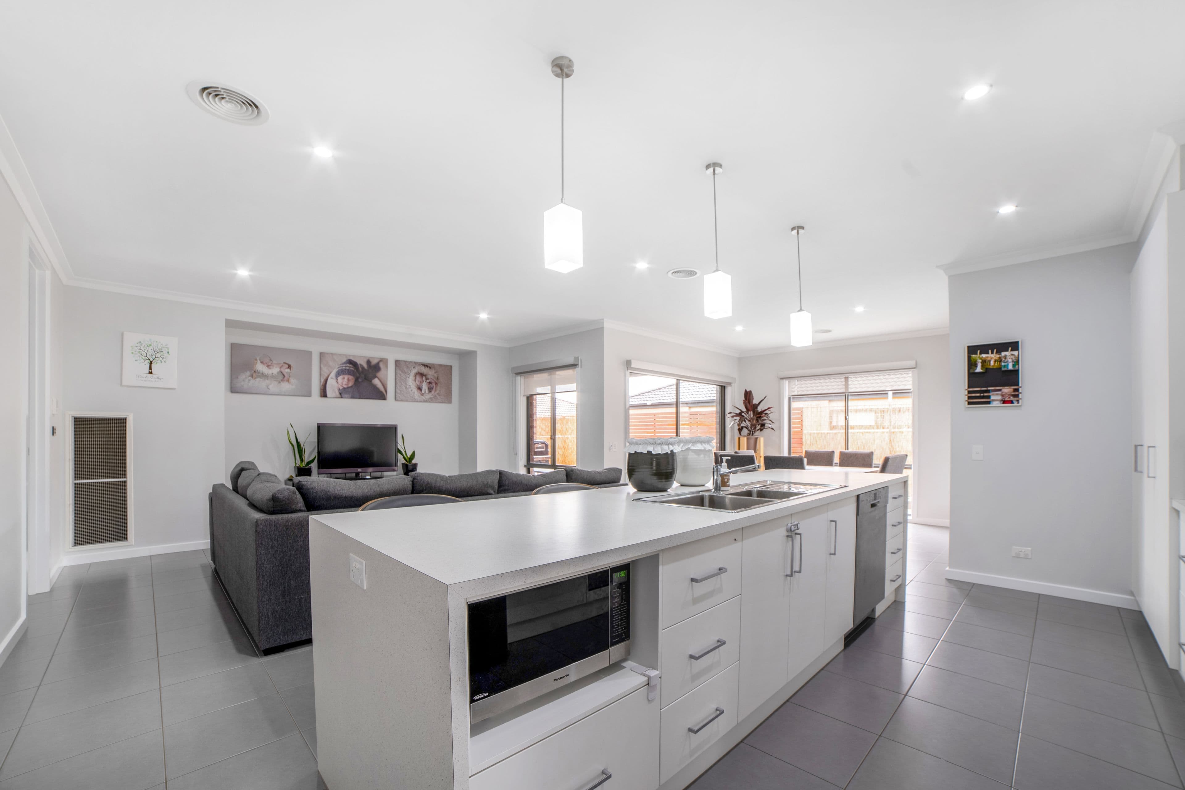 3 Elsworth Drive, Strathfieldsaye VIC 3551, Strathfieldsaye - Thumbnail 3