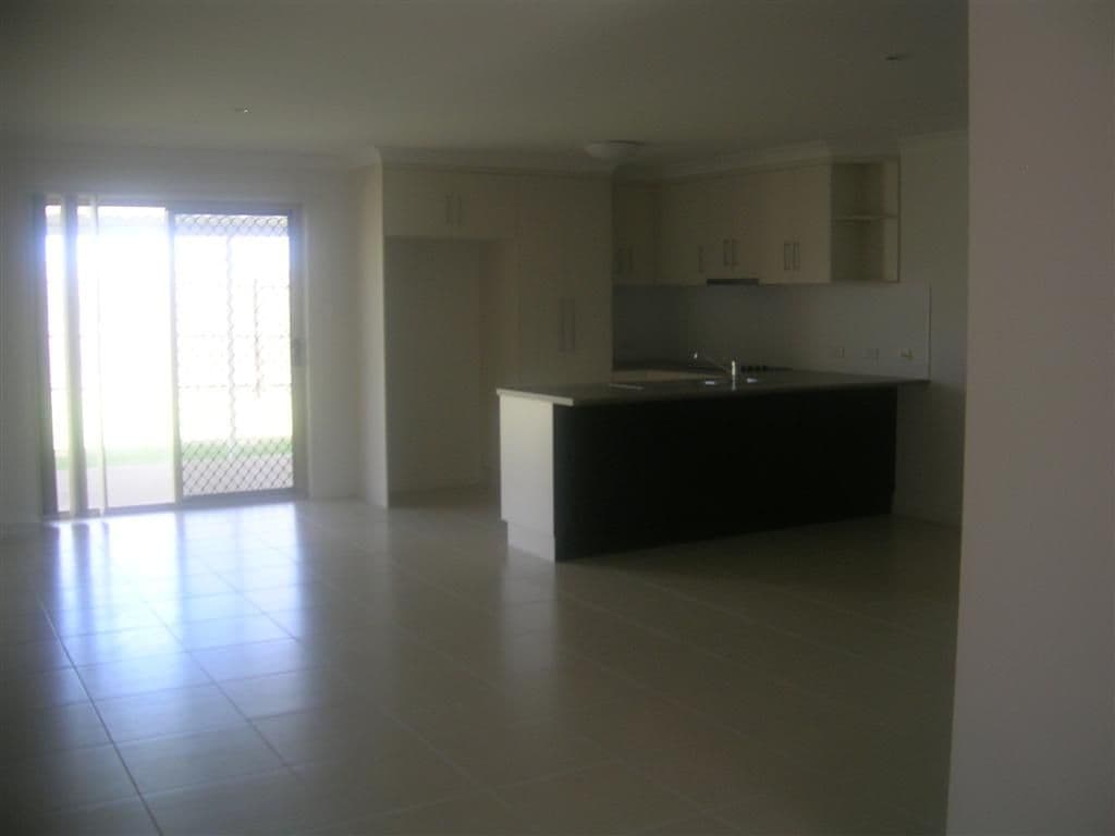 5 Lorikeet Court, GRACEMERE QLD 4702, Gracemere - Thumbnail 7
