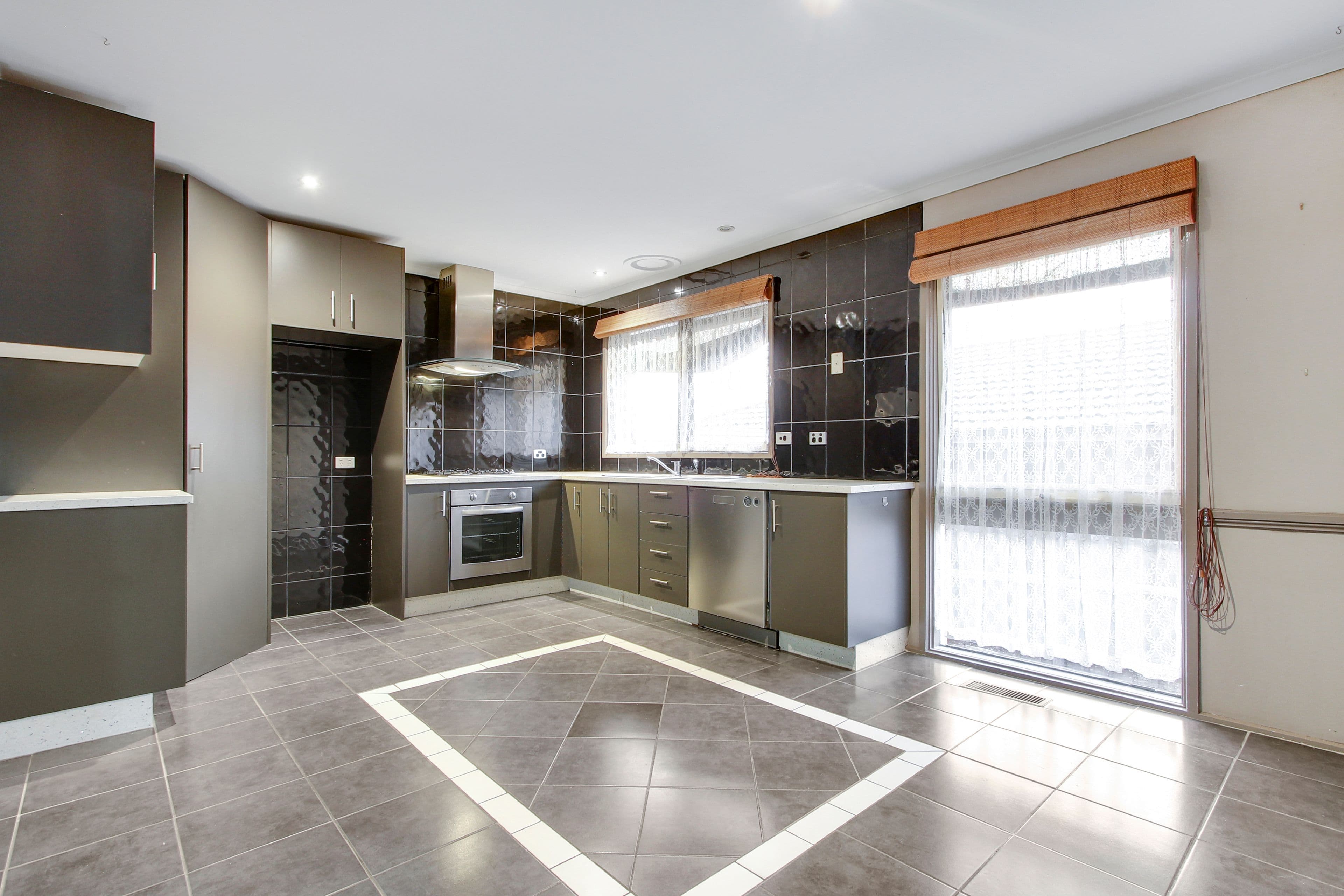 25 Dalpura Circuit, Frankston VIC 3199, Frankston - Thumbnail 2