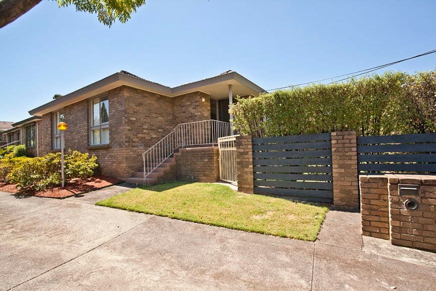 11 Regent Street, MOUNT WAVERLEY VIC 3149, Mount Waverley - Image 1
