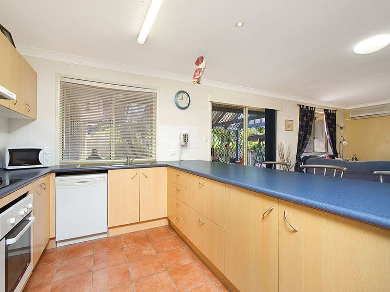 15 Pelewan Court, TANAH MERAH QLD 4128, Tanah Merah - Thumbnail 3