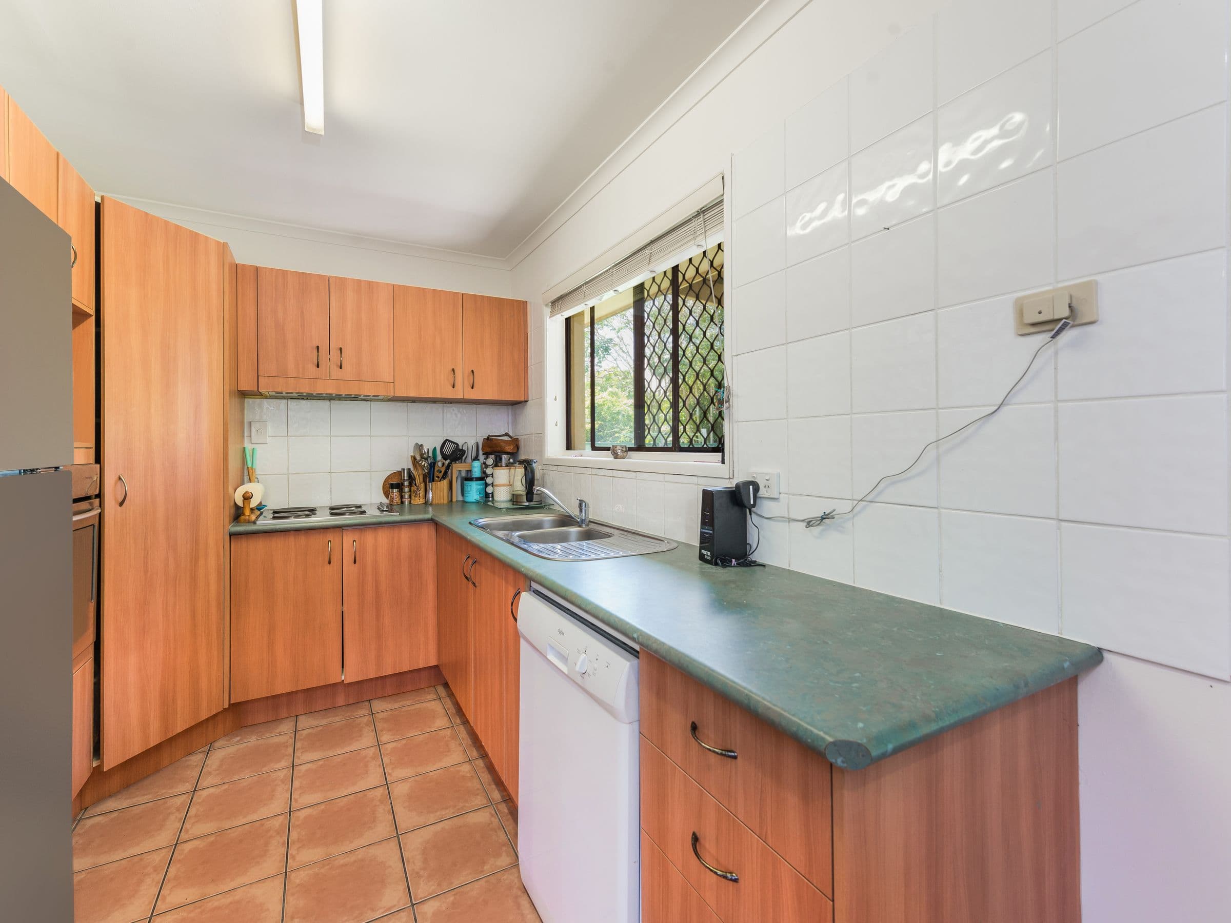 25 Heinrich Street, Mount Warren Park QLD 4207, Mount Warren Park - Thumbnail 5