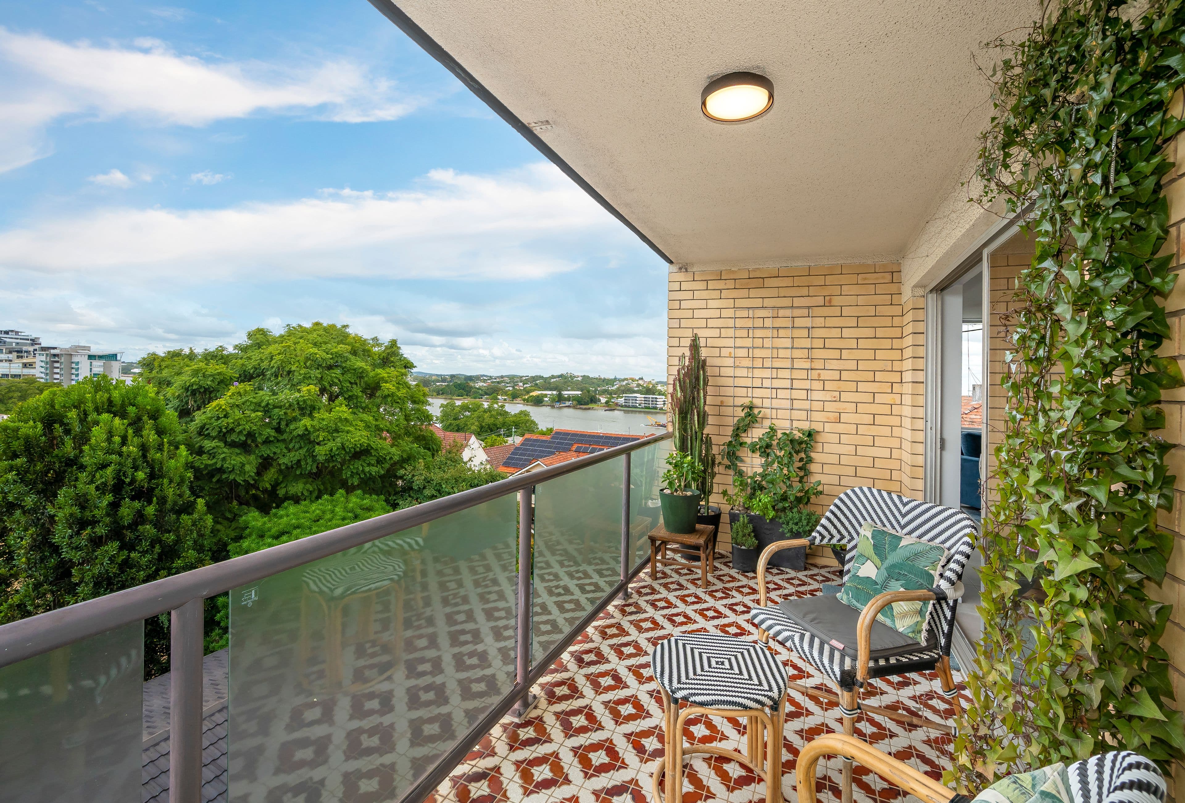 1 Rossiter Parade, Hamilton QLD 4007, Hamilton - Thumbnail 4