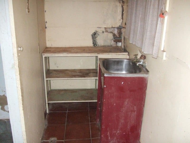 79 Burke Street, BROKEN HILL NSW 2880, Broken Hill - Thumbnail 3