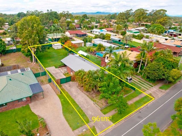 16 Trulson Drive, CRESTMEAD QLD 4132, Crestmead - Thumbnail 2