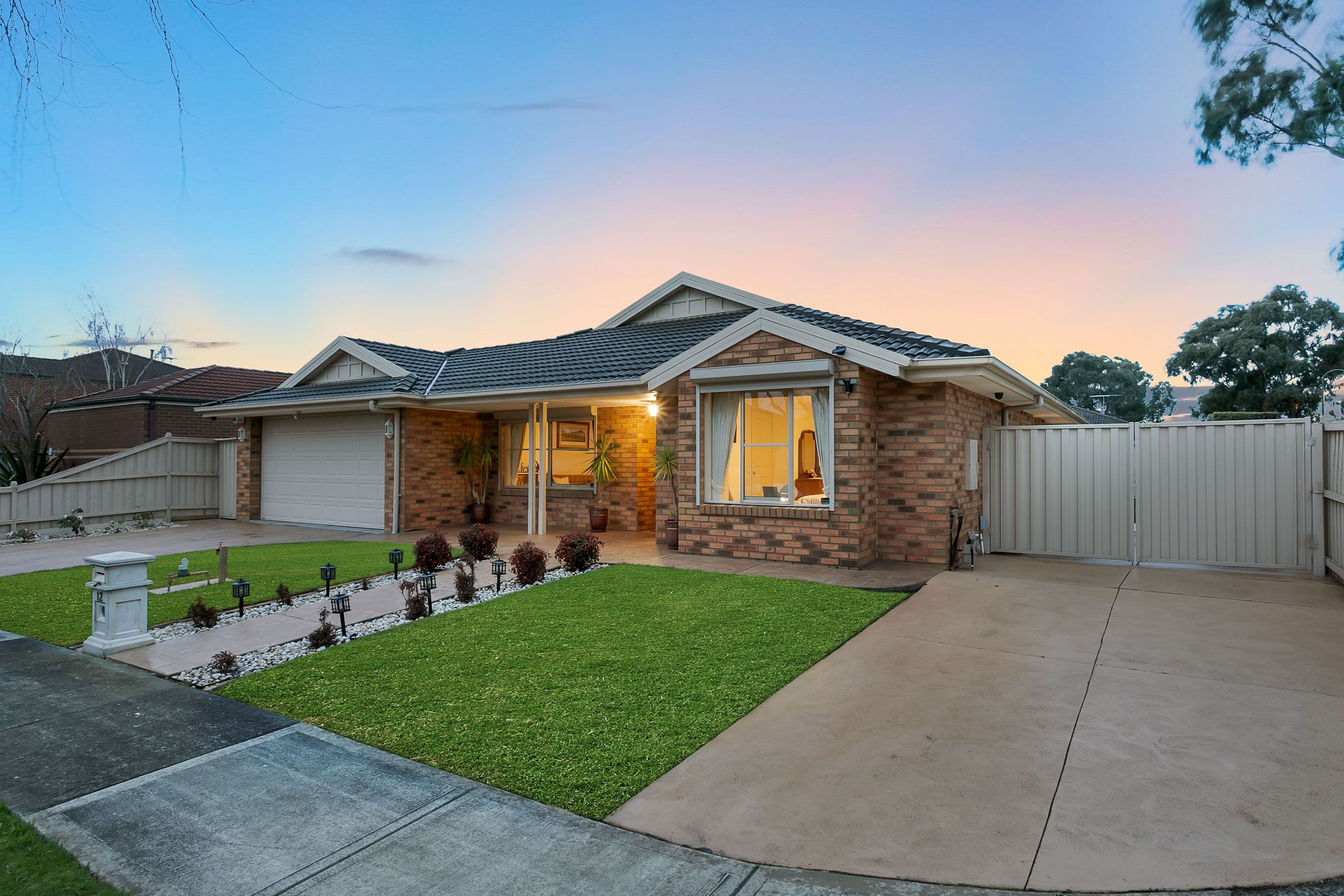 12 Brewster Street, Berwick VIC 3806, Berwick - Thumbnail 2